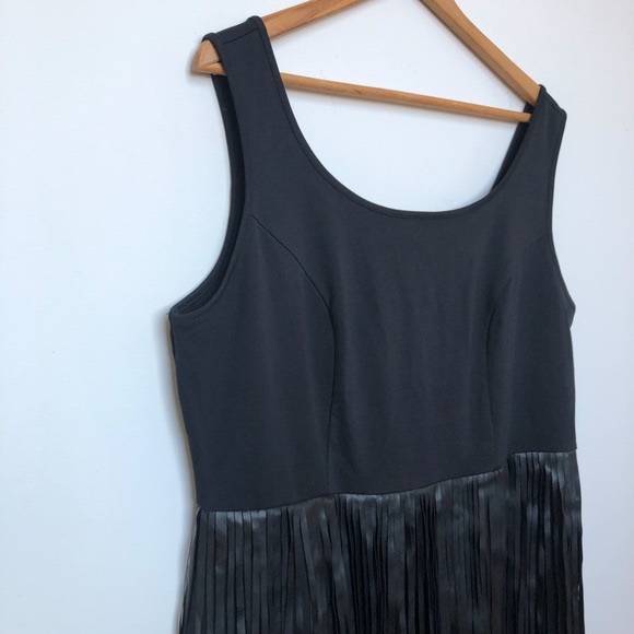 One piece dress !! Stunning and different ! NWT - Picture 3 of 9